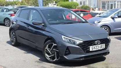 Used Hyundai i20 Premium 101 HP (74 kW) 2023 Hatchback