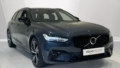 Used 2022 Volvo V90 Plus Estate | £28,105 (Fair price)