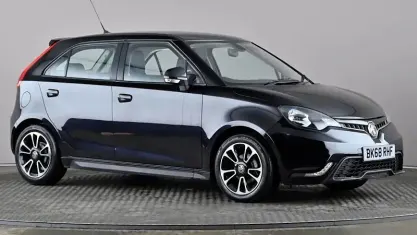Used MG MG3 106 HP (77 kW) 2018 Black Hatchback