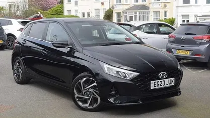 Used Hyundai i20 Premium 101 HP (74 kW) 2023 Hatchback