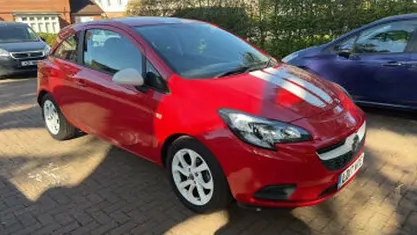 Used Vauxhall Corsa 75 HP (55 kW) 2017 Red Hatchback