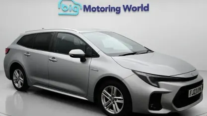 Used Suzuki Swace 140 HP (102 kW) 2023 Silver Estate
