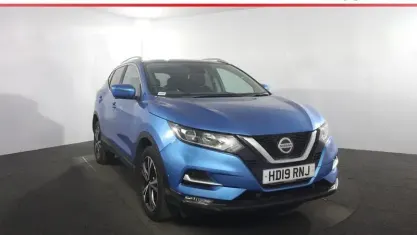 Used Nissan Qashqai N-Connecta 140 HP (102 kW) 2019 Blue SUV