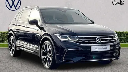 Black Used 2022 VW Tiguan R-line SUV | £24,944 (Fair price)