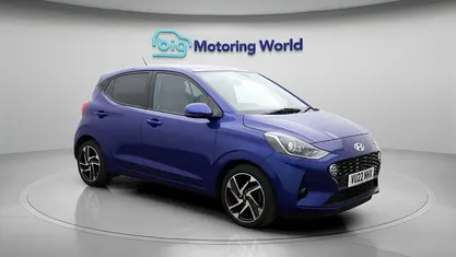 Used Hyundai i10 Premium 67 HP (49 kW) 2022 Hatchback