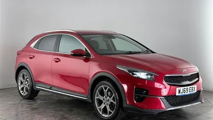 Red Used 2019 Kia XCeed SUV | £11,900 (Fair price)