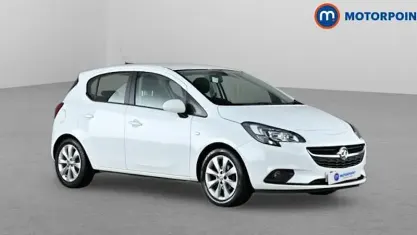 Used Vauxhall Corsa 75 HP (55 kW) 2018 White Hatchback