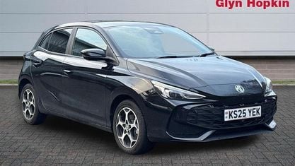 Second-hand MG MG3 Trophy 194 CP (142 kW) 2025 Negru Hatchback
