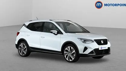 Used Seat Arona FR Sport 110 HP (80 kW) 2022 White SUV