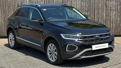 Used 2024 VW T-Roc Style SUV | £24,099 (Fair price)