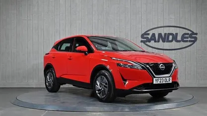 Used Nissan Qashqai Acenta Premium 158 HP (116 kW) 2023 Red SUV