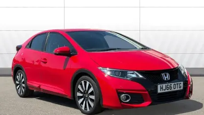 Used Honda Civic SE Plus 142 HP (104 kW) 2016 Red Hatchback