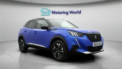 Gebraucht Peugeot 2008 GT 131 PS (96 kW) 2023 Blau SUV