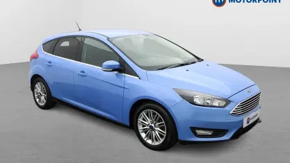 Used Ford Focus Zetec 125 HP (91 kW) 2017 Blue Hatchback