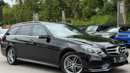 Usado Mercedes E350 AMG Line Premium Plus 258 CV (189 kW) 2014 Negro Familiar