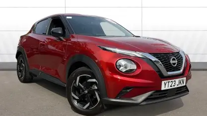 Used Nissan Juke N-Connecta 114 HP (83 kW) 2023 Red SUV