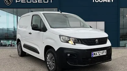 Used Peugeot Partner 102 HP (75 kW) 2022 MPV