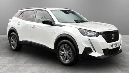 Used Peugeot 2008 Active+ 101 HP (74 kW) 2023 SUV