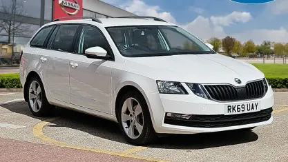 Used Skoda Octavia SE Drive 150 HP (110 kW) 2019 White Estate