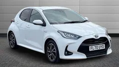 White Used 2020 Toyota Yaris Hybrid Design Hatchback | £15,399 (Fair price)