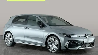 Usado VW Golf VIII Black Edition 150 HP (110 kW) 2026 Citadino