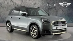 Green New 2025 Mini Countryman Exclusive SUV | £35,300 (Fair price)