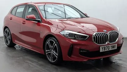 Used BMW 118 M Sport 140 HP (102 kW) 2020 Red Hatchback