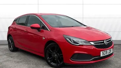 Used Vauxhall Astra SRi 150 HP (110 kW) 2019 Red Hatchback