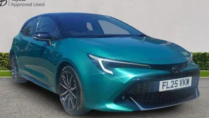 Used Toyota Corolla Sport 140 HP (102 kW) 2025 Green Hatchback