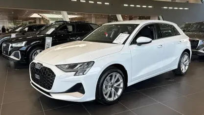 Novo Audi A3 Sportback Sport 116 HP (85 kW) 2026 Citadino
