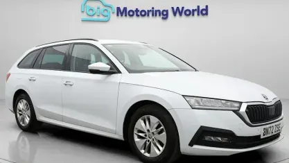 Used Skoda Octavia SE Technology 110 HP (80 kW) 2022 White Estate