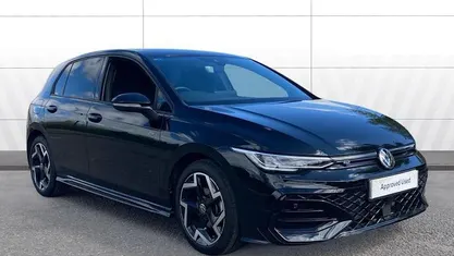 Usado VW Golf VIII R-line 150 HP (110 kW) 2025 Citadino