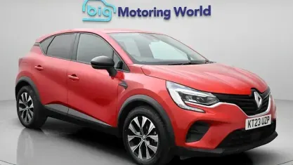 Used Renault Captur Evolution 145 HP (106 kW) 2023 Red SUV