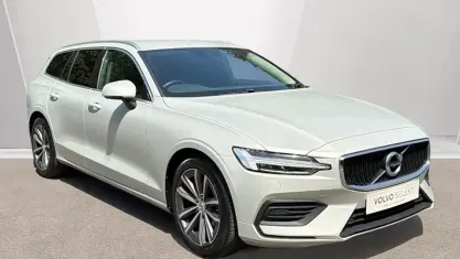 Used Volvo V60 Momentum 197 HP (144 kW) 2021 Estate