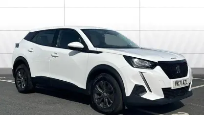 Używany Peugeot 2008 Active Premium 101 KM (74 kW) 2021 Biały SUV