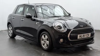 Used 2019 Mini Cooper Classic Hatchback | £11,650 (Fair price)