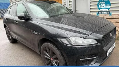 Used 2018 Jaguar F-Pace R-Sport SUV | £13,795 (Fair price)