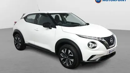 Begagnad Nissan Juke Acenta 114 HK (83 kW) 2022 Vit SUV