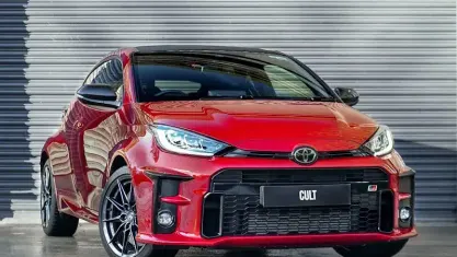Used Toyota Yaris 272 HP (200 kW) 2021 Red Hatchback