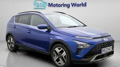 Usado Hyundai Bayon Premium 101 HP (74 kW) 2023 Azul SUV