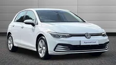Pure white Used 2021 VW Golf VIII Life Hatchback | £15,995 (Fair price)