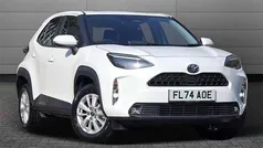 White Used 2024 Toyota Yaris Cross SUV | £22,999 (Good price)