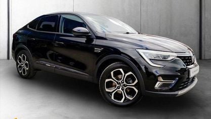 Używany Renault Arkana Version S 145 KM (106 kW) 2022 Czarny SUV