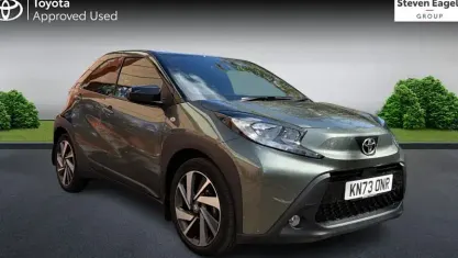 Used Toyota Aygo X 72 HP (52 kW) 2023 Green SUV