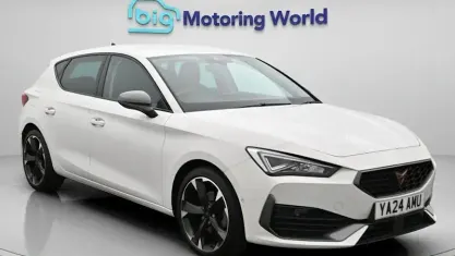Used Cupra Leon 150 HP (110 kW) 2023 White Hatchback