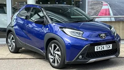 Used Toyota Aygo X 72 HP (52 kW) 2024 Blue SUV