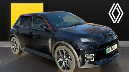 Used 2025 Renault 5 E-Tech Urban Hatchback | £19,995 (Fair price)