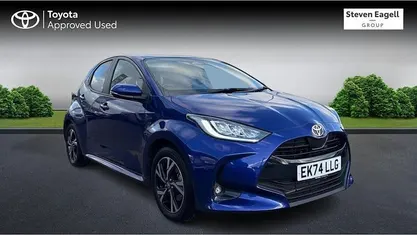 Used 2025 Toyota Yaris Hybrid Design Hatchback | £21,034 (Fair price)