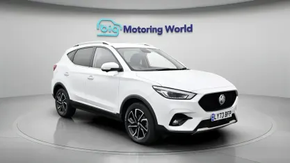 Usado MG ZS Exclusive 111 HP (81 kW) 2023 Branco SUV