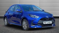 Blue Used 2022 Toyota Yaris Hybrid Hatchback | £14,895 (Fair price)